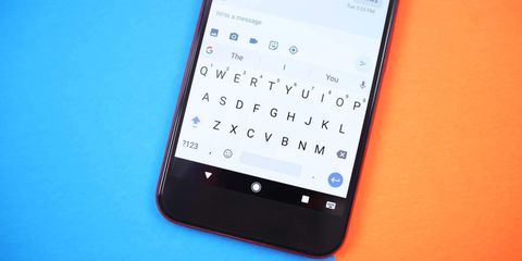 Gboard Android uygulaması yazılanları gerçek zamanlı olarak çevirebilecek