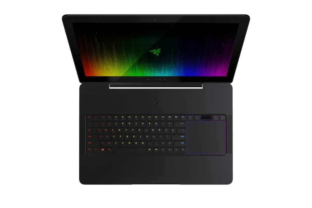 Razer Blade Pro Kaby Lake işlemciyle ve THX sertifikasıyla güncellendi