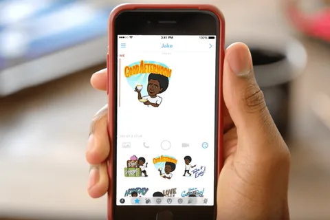 Snapchat Android uygulaması Bitmoji’leri ana ekrana eklemeye izin verecek