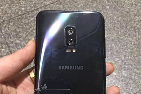 Galaxy S8 prototipi çift arka kameranın değerlendirildiğini gösteriyor