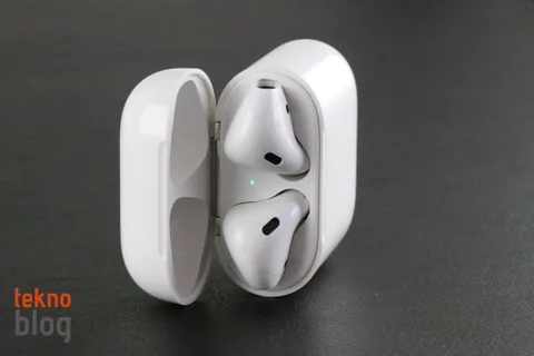 Apple AirPods 2 fitness takip özellikleriyle birlikte gelebilir
