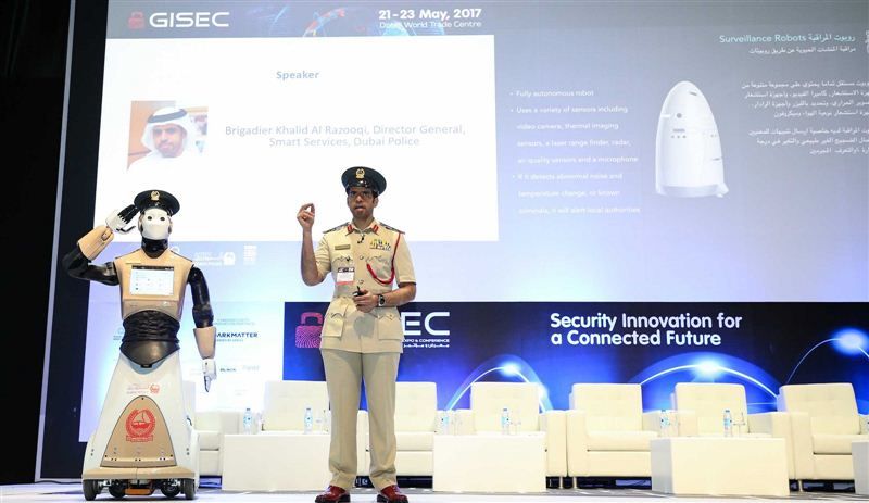 Dubai robotların çalışacağı polis karakolunu 2030’a yetiştirmeyi amaçlıyor
