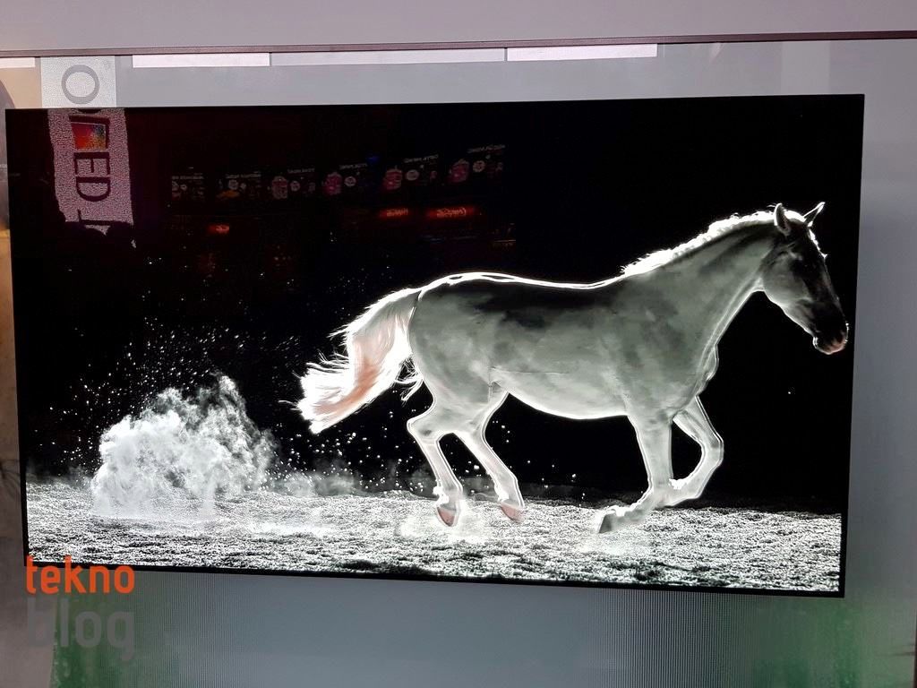 LG W7 OLED TV Ön İnceleme – Galeri