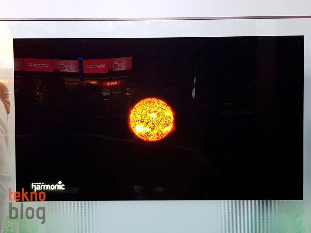 LG W7 OLED TV Ön İnceleme – Galeri