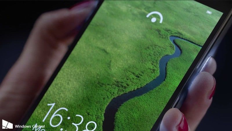 Microsoft Lumia 950 neredeyse mini bir Surface’e dönüşüyormuş
