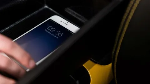 Nissan Signal Shield ile sürücüleri telefonlarından uzak tutmayı amaçlıyor
