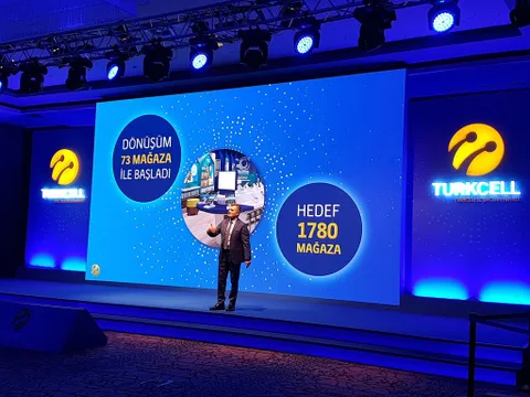 Turkcell mağazaları dönüşümle kağıdı ortadan kaldırıyor