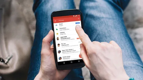 Google Gmail reklamları için e-posta iletilerini taramayı bırakacak