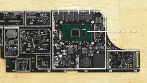 Surface Laptop’un içini açması zor, yeniden birleştirmesi neredeyse imkansız