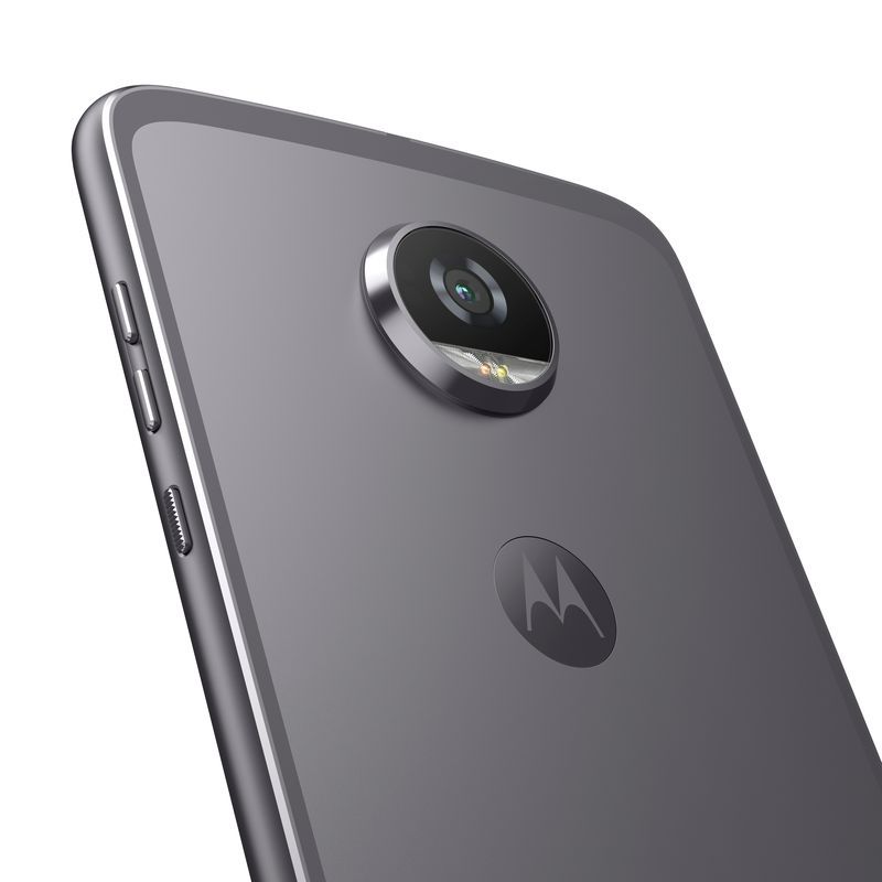 Moto Z2 Play yeni Moto Mod’lar ile birlikte geliyor