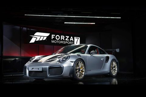 Porsche 911 GT2 RS E3 oyun fuarında tanıtıldı