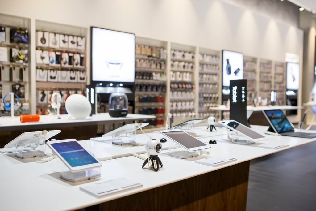 Samsung Deneyim Mağazası ile yeni bir model ilk kez Türkiye’de uygulanıyor