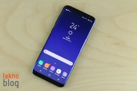 Google Samsung ile olan arama anlaşmasını 3.5 milyar dolara yenileyebilir