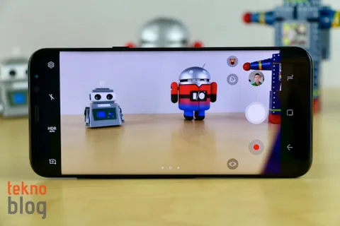 Samsung Galaxy S9’da Animoji benzeri üç boyutlu çıkartmalar olacak