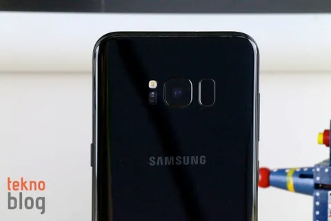 Samsung Galaxy Note 9 ile ekran altı parmak izi okuyucusunu sunabilir