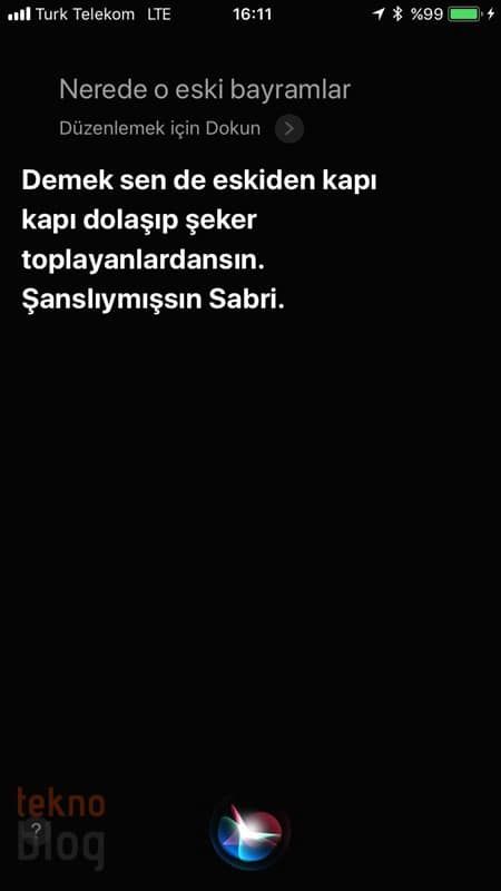 Siri’den eski bayramlara özlem duyanlara mizah dolu cevaplar