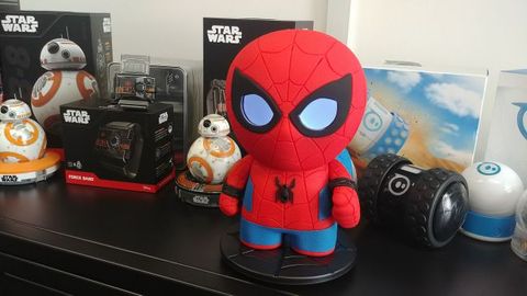 Sphero’dan hikaye anlatan Spider-Man oyuncağı