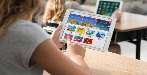 Apple Swift Playgrounds uygulamasına robot, oyuncak ve drone desteği ekliyor