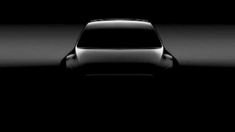 Tesla Model Y’ye ait ilk fotoğrafı paylaştı