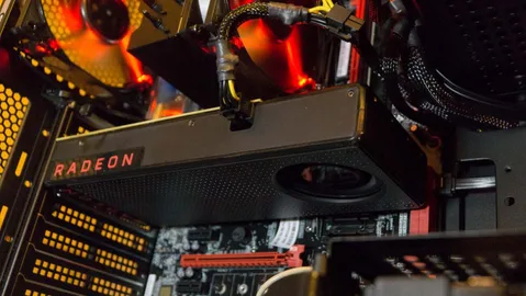 AMD Radeon RX Vega’nın referans tasarımlarına ait görseller sızdı