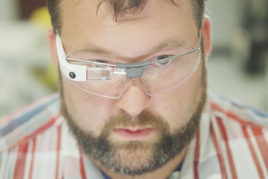 Google Glass Enterprise Edition ile küllerinden doğuyor