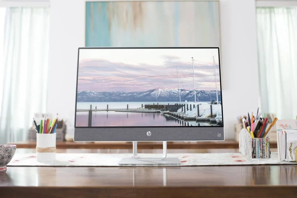 HP Pavilion monitör bilgisayar serisini yeniledi
