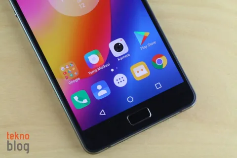 Google Rusya’da Chrome Android uygulamasını kullananlara arama motoru tercihlerini soruyor
