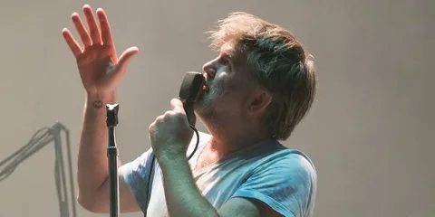 LCD Soundsystem yeni şarkısını VR deneyimiyle birlikte sunuyor