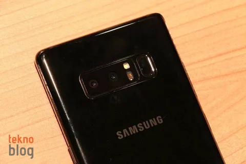 Samsung kâr rekorunu yenilemeyi öngörüyor