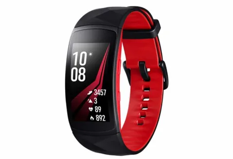 Samsung Gear Fit 2 Pro resmiyet kazandı