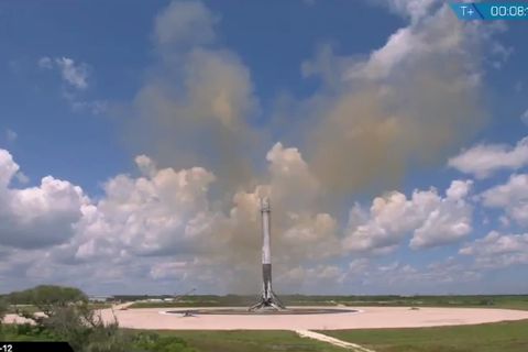 SpaceX Falcon 9’u yine başarılı şekilde yere indirdi