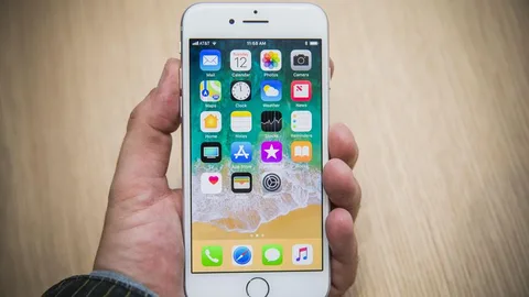 Apple iPhone 8 kulaklık hoparlöründeki çıtırtı problemini doğruladı