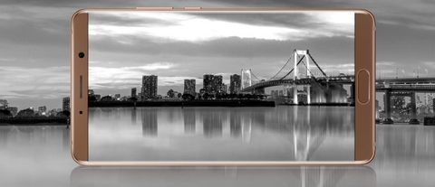 Huawei Mate 10 çözünürlüğü QHD’ye çıkan ekranla geldi