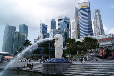 Singapur yeni araçların trafiğe çıkışına yasak getiriyor