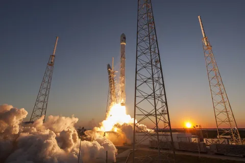 SpaceX Falcon 9 roketinin patladığı rampaya geri dönüyor