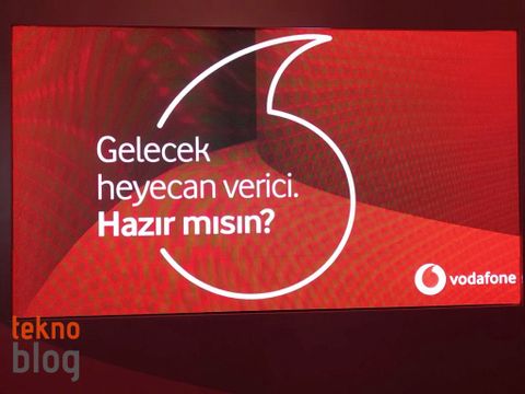 Vodafone yeni logo ve sloganıyla geleceğe arkadaşlık edecek