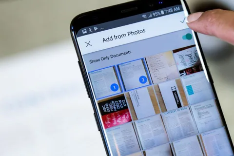 Adobe Scan yapay zekâ yardımıyla film rulosundaki taranmış belgeleri buluyor