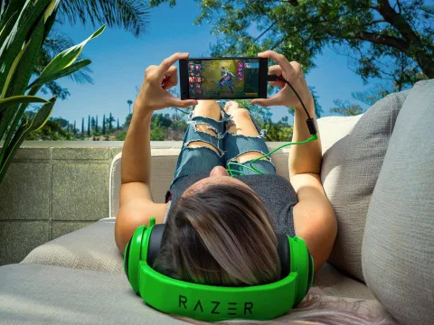 Razer Phone Netflix’te HDR ve Dolby Digital 5.1 desteği sunacak