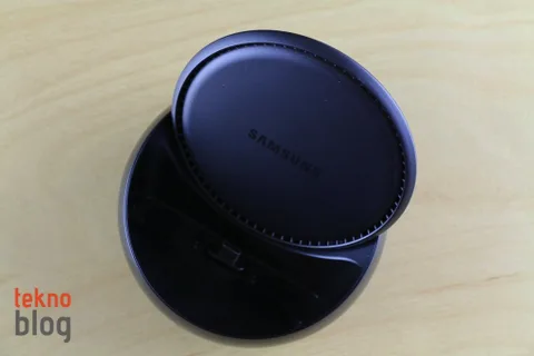 Samsung Galaxy S9 beraberinde yeni DeX Pad’i de getirecek