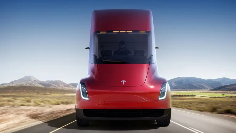 Einride 500 Tesla Semi ile dünyanın en büyük filosunu kuruyor