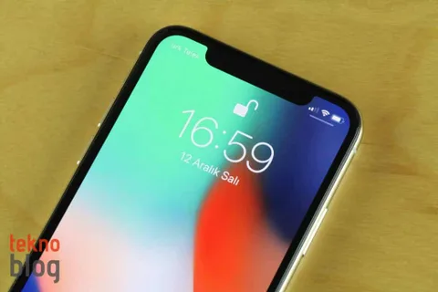 iPhone X sahiplerinin Face ID sorunu daha kolay çözülecek