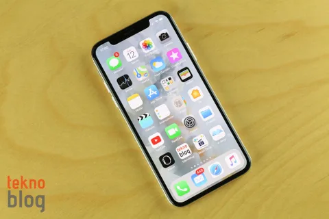 Apple iPhone X için çarkları yeniden mi döndürüyor?