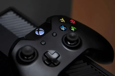 Microsoft Xbox iOS ve Android uygulamalarına party chat özelliğini getirdi
