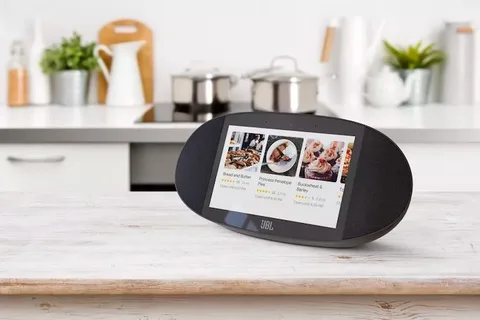 Google Asistan “akıllı ekran” taşıyan hoparlörlerle buluşuyor