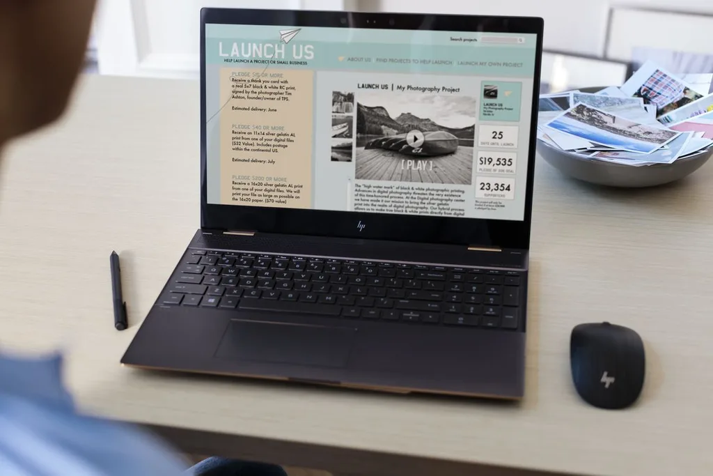 HP Spectre x360 15 ve Envy x2’nin yeni versiyonlarını tanıttı