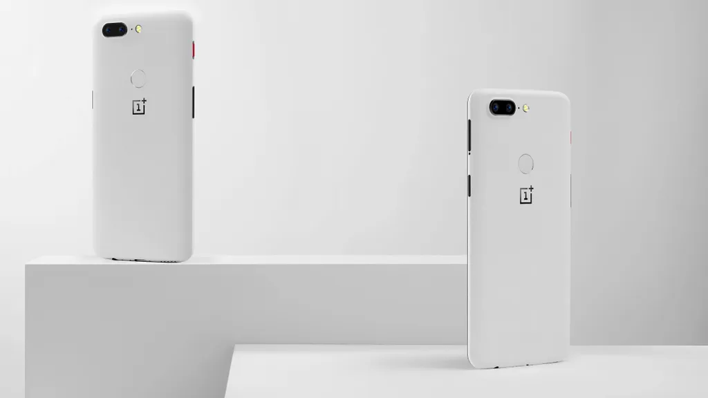 OnePlus 5T’nin beyaz renkli versiyonu “sınırlı sayıda” satışa çıkıyor