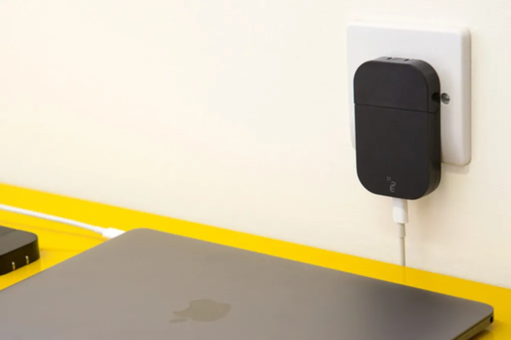 Mu One 45W USB-C şarj cihazı sık seyahat edenlere kolaylık vadediyor