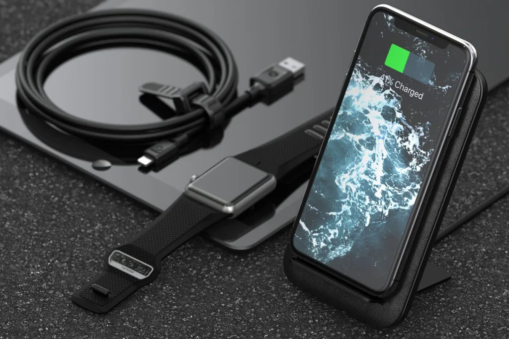 Nomad Wireless Travel Stand seyahatlerde hızlı kablosuz şarj imkanı sağlıyor