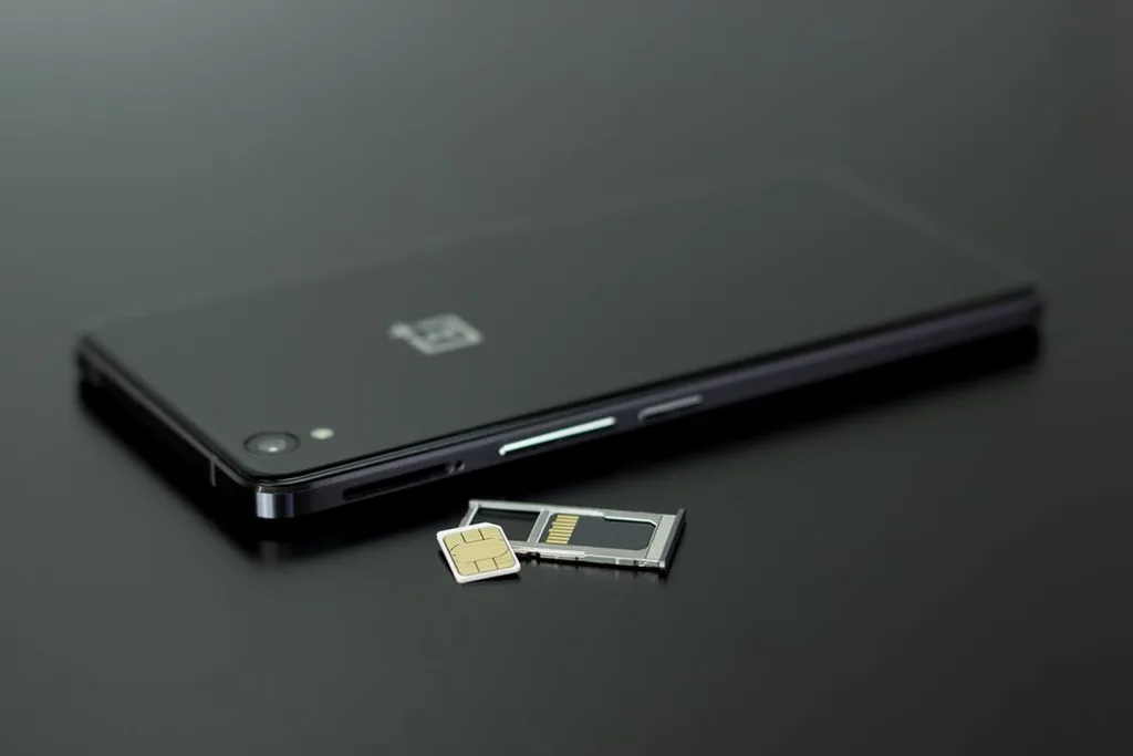 ARM iSIM çözümüyle SIM kartların işlemciye yerleştirilmesinin önünü açıyor