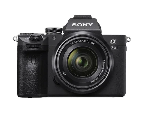 Sony full-frame aynasız kamerası a7 III ile Canon ve Nikon’a meydan okuyor